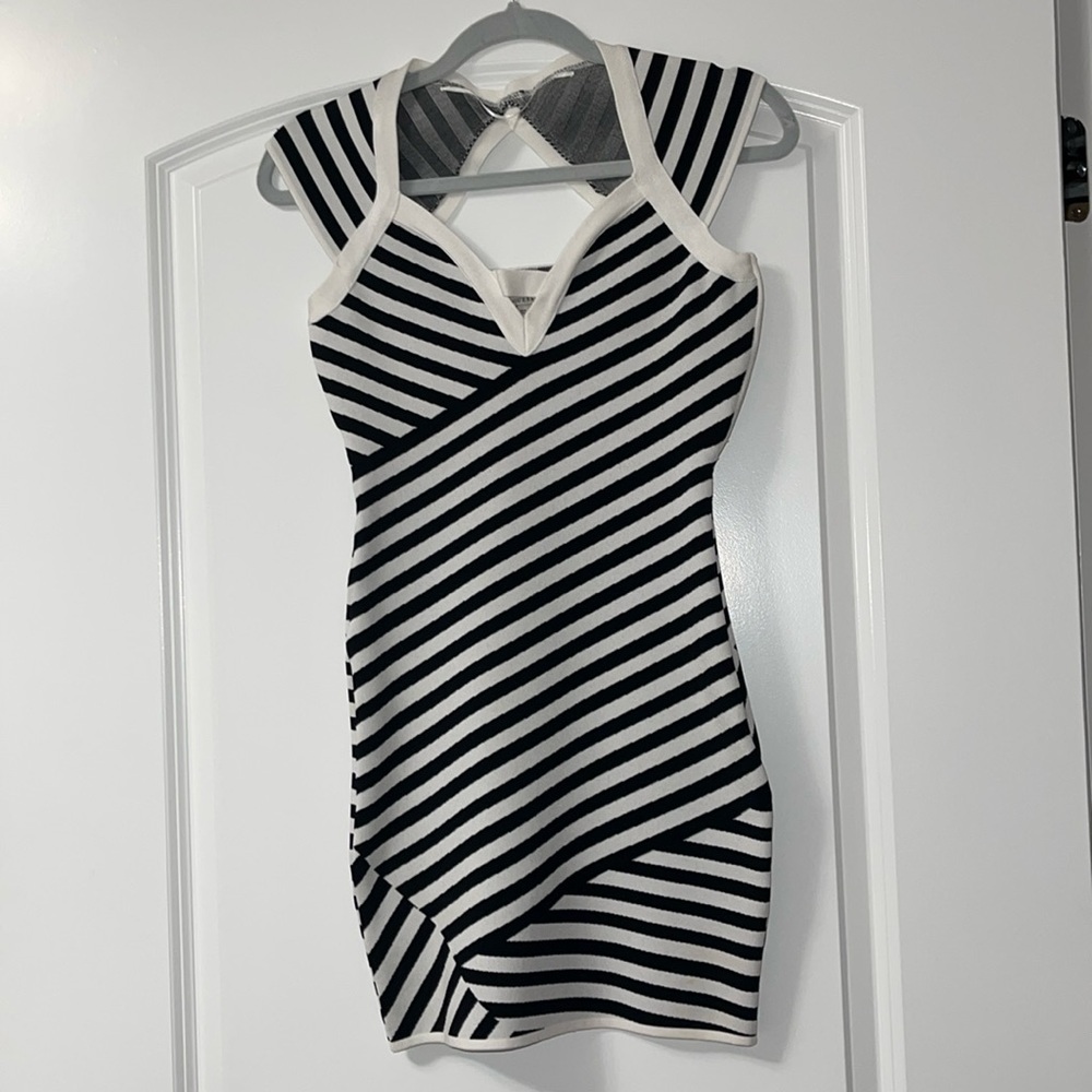 Body con guess dress